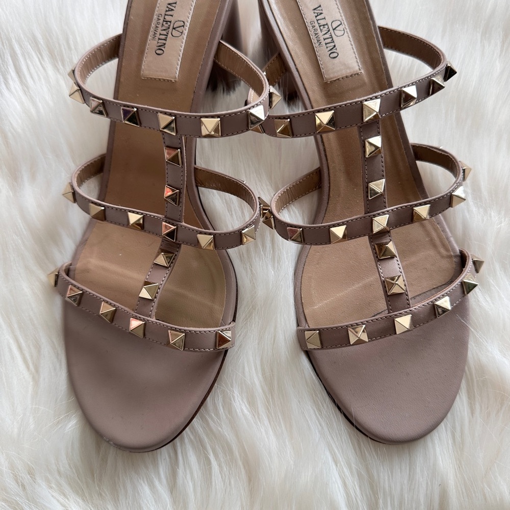 Valentino Garavani Rockstud Slide Blocked Heels